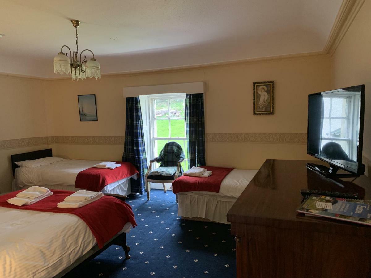 Golspie Inn Backies Екстериор снимка