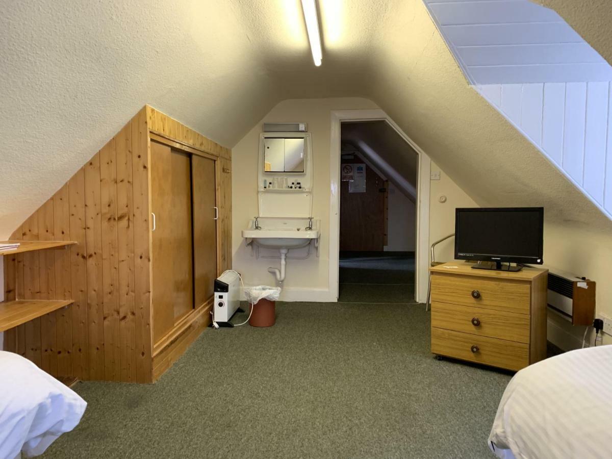 Golspie Inn Backies Екстериор снимка